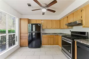 6010 Pattillo Ln, Lithonia, GA 30058 - Photo 15