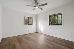 4541 Mercer Rd, Stone Mountain, GA 30083 - Photo 11