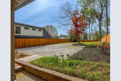 1315 Sylvan Circle NE, Brookhaven, GA 30319 - Photo 21