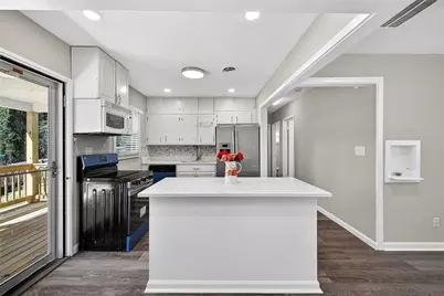 3045 Lindon Lane, Decatur, GA 30033 - Photo 9