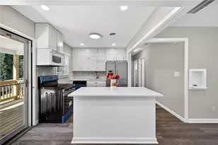 3045 Lindon Ln, Decatur, GA 30033 - Photo 9