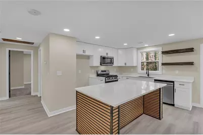 5333 Olde Street, Stone Mountain, GA 30088 - Photo 7