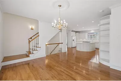 8500 Valemont Drive, Sandy Springs, GA 30350 - Photo 17