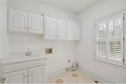 8500 Valemont Drive, Sandy Springs, GA 30350 - Photo 19