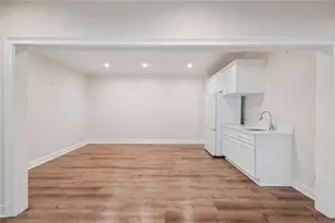 8500 Valemont Dr, Sandy Springs, GA 30350 - Photo 43