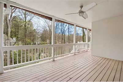 8500 Valemont Drive, Sandy Springs, GA 30350 - Photo 53