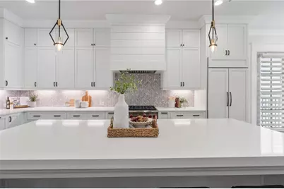 3715 Peachtree Road NE #12, Atlanta, GA 30319 - Photo 17
