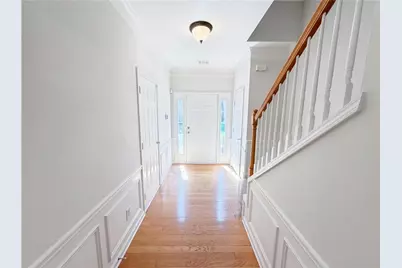 3366 Lathenview Court, Alpharetta, GA 30004 - Photo 5