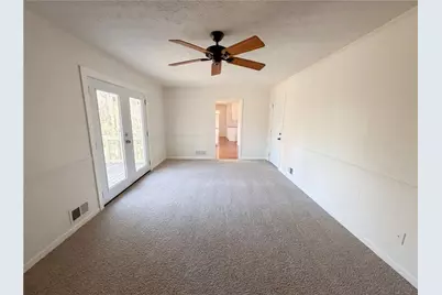 197 Rockbridge Road SW, Lilburn, GA 30047 - Photo 17