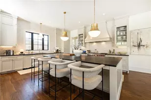 4580 Peachtree Dunwoody Rd, Sandy Springs, GA 30342 - Photo 21