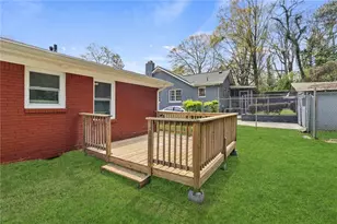 628 S Evelyn Pl NW, Atlanta, GA 30318 - Photo 17