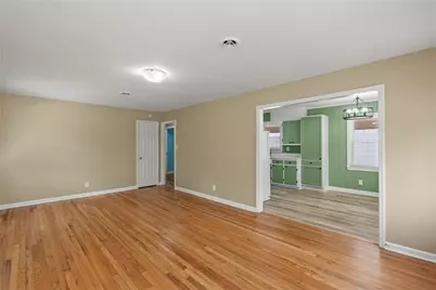 628 S Evelyn Place NW, Atlanta, GA 30318 - Photo 5