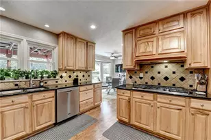 5455 Pheasant Run, Stone Mountain, GA 30087 - Photo 13