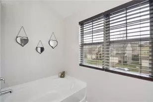 564 Dasheill Ln, Atlanta, GA 30349 - Photo 17