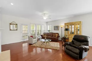 5335 Kings Common Way, Cumming, GA 30040 - Photo 9