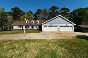 110 Thomas Dr, Lagrange, GA 30240 - Photo 1