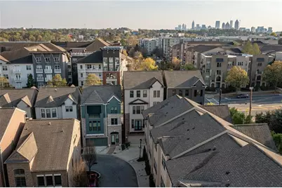 529 Broadview Place NE, Atlanta, GA 30324 - Photo 9