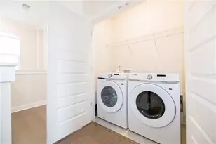 529 Broadview Pl NE, Atlanta, GA 30324 - Photo 33