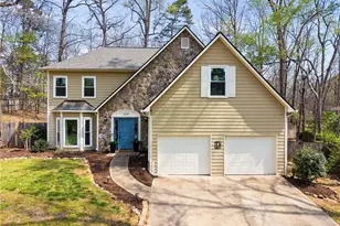 609 Farmbrook Trail NE, Kennesaw, GA 30144 - Photo 1