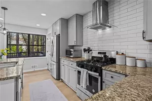 3065 Sumit Wood Dr NW, Kennesaw, GA 30152 - Photo 17