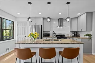 3065 Sumit Wood Dr NW, Kennesaw, GA 30152 - Photo 3