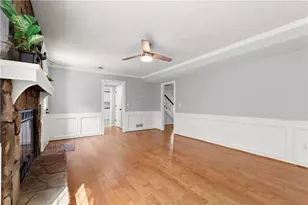 2662 Forest Way NE, Marietta, GA 30066 - Photo 19