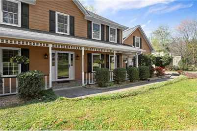 2662 Forest Way NE, Marietta, GA 30066 - Photo 5