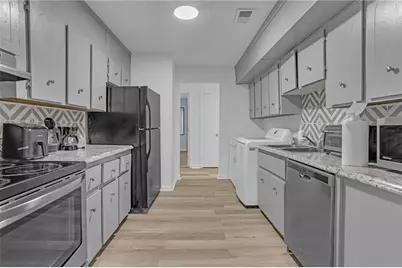 2394 Lawrenceville Hwy, Decatur, GA 30033 - Photo 15