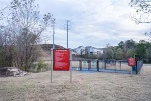 1754 Sanford Dr, Atlanta, GA 30318 - Photo 25