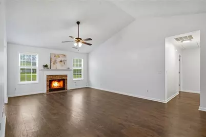 5828 Meadowfield Trace, Flowery Branch, GA 30542 - Photo 5