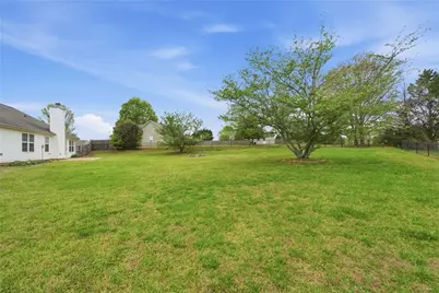 5828 Meadowfield Trace, Flowery Branch, GA 30542 - Photo 25