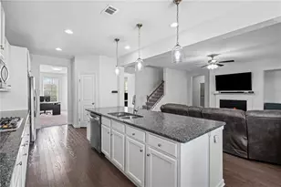 5470 Mirror Lake Dr, Cumming, GA 30028 - Photo 17