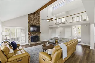 6421 Arborwood Dr, Flowery Branch, GA 30542 - Photo 5