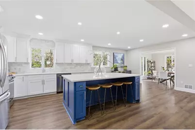 6421 Arbor Wood Drive, Flowery Branch, GA 30542 - Photo 9