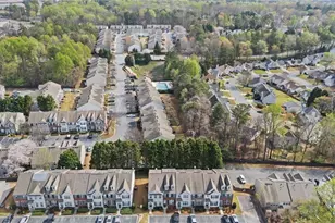 2743 Heathrow Dr, Lawrenceville, GA 30043 - Photo 29