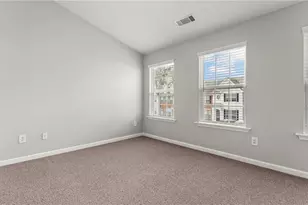 2743 Heathrow Dr, Lawrenceville, GA 30043 - Photo 19