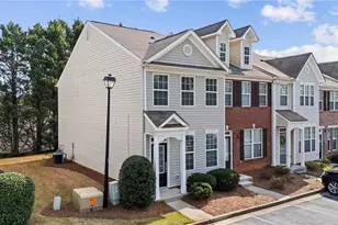 2743 Heathrow Dr, Lawrenceville, GA 30043 - Photo 3