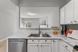 2743 Heathrow Dr, Lawrenceville, GA 30043 - Photo 9