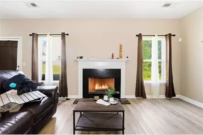 2415 Valley Creek Drive, Lithia Springs, GA 30122 - Photo 9