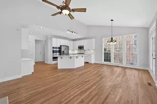 5395 Harbury Ln, Suwanee, GA 30024 - Photo 17