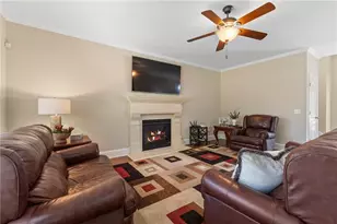 1518 Squire Hill Ln, Lawrenceville, GA 30043 - Photo 13