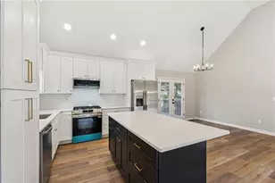 7030 Devon Dr, Cumming, GA 30028 - Photo 15