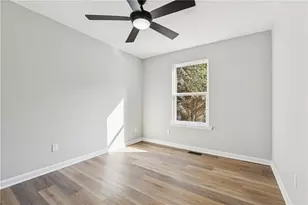 7030 Devon Dr, Cumming, GA 30028 - Photo 27