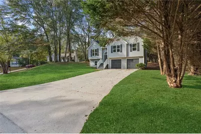 7030 Devon Drive, Cumming, GA 30028 - Photo 7