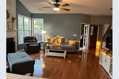 220 Revillion Way, Woodstock, GA 30188 - Photo 9