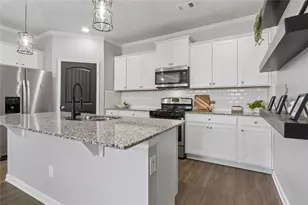 5690 Cricket Melody Ln, Flowery Branch, GA 30542 - Photo 19