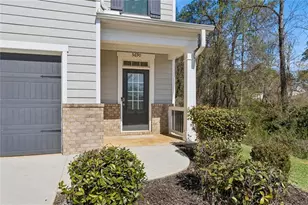 5690 Cricket Melody Ln, Flowery Branch, GA 30542 - Photo 7
