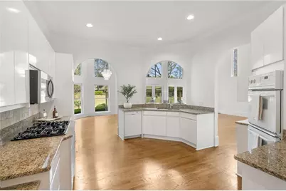 10610 Montclair Way, Duluth, GA 30097 - Photo 33