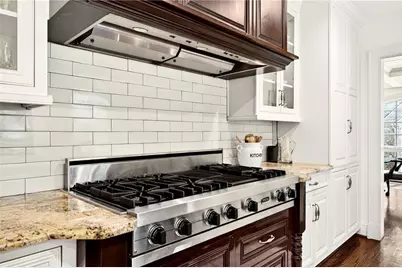 3814 Vermont Road NE, Atlanta, GA 30319 - Photo 15