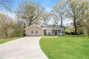 90 Lazy Hollow Ln, Covington, GA 30016 - Photo 1